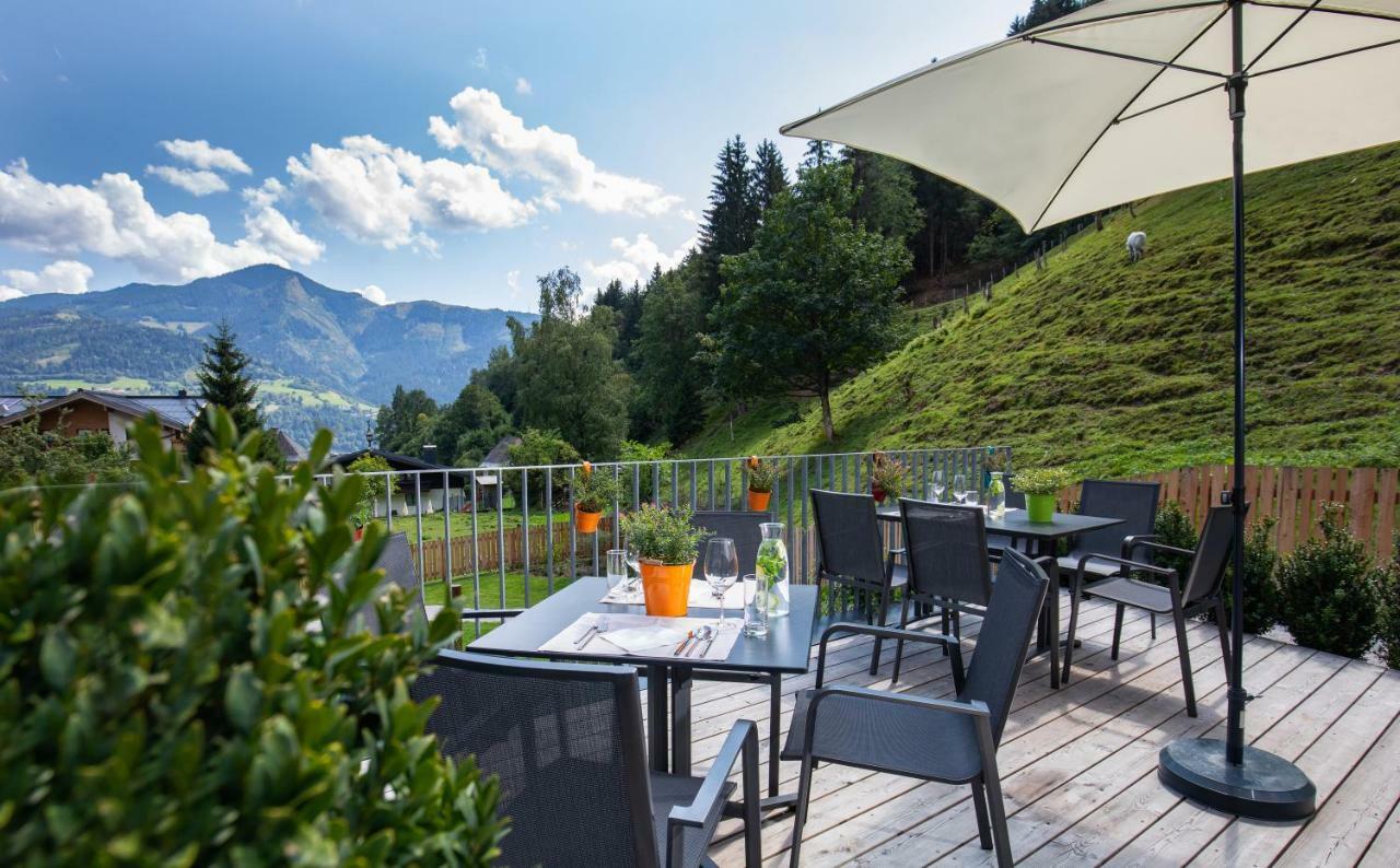 Hotel Der Waldhof Цел ам Зее Екстериор снимка