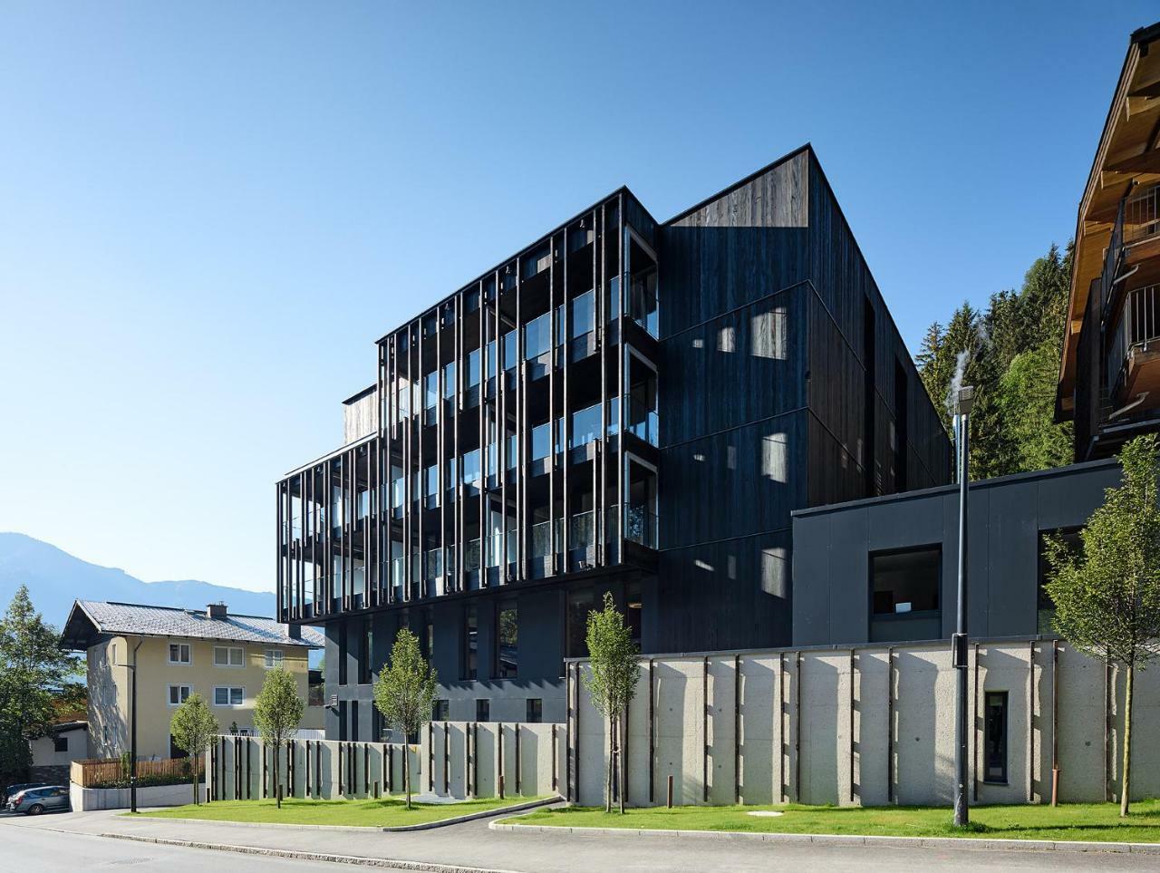 Hotel Der Waldhof Цел ам Зее Екстериор снимка